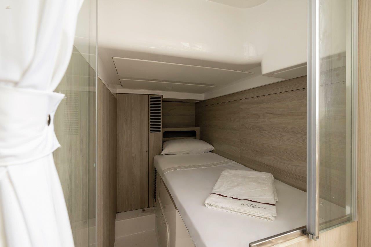 Thumbnail von Azimut 60 Magellano