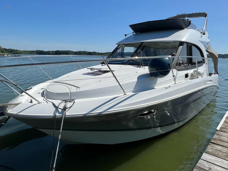 BENETEAU ANTARES 30/33 FLY