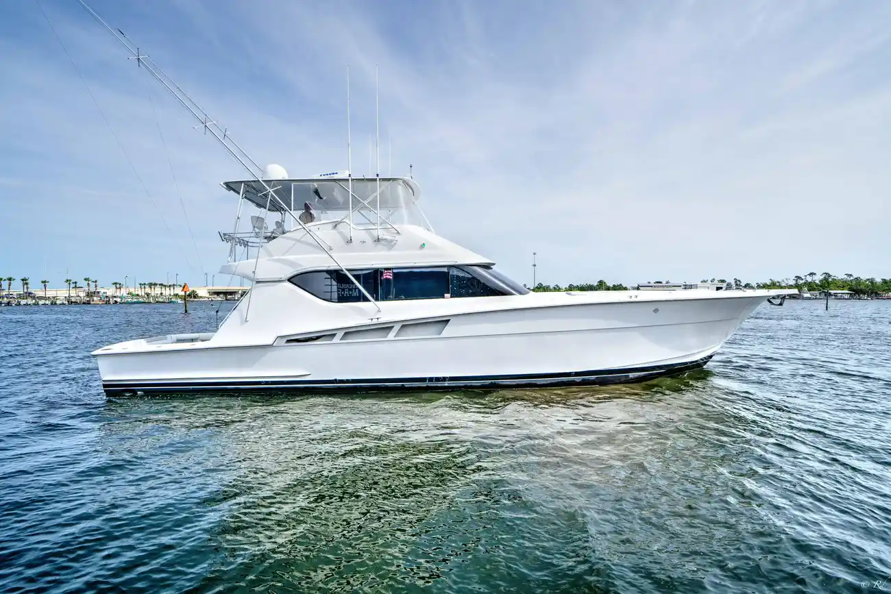 Thumbnail von Hatteras GT60