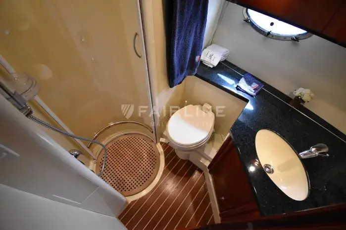 Thumbnail von Fairline Phantom 46