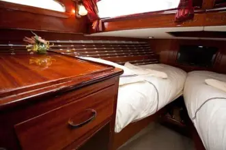 Thumbnail von Bates Starcraft 40 Rajdhani