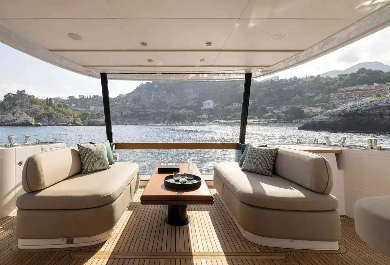 Thumbnail von Azimut 60