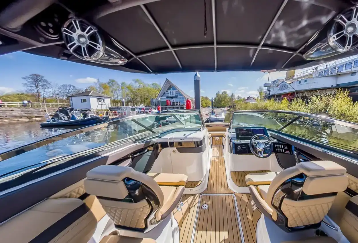 Thumbnail von Sea Ray SLX 260