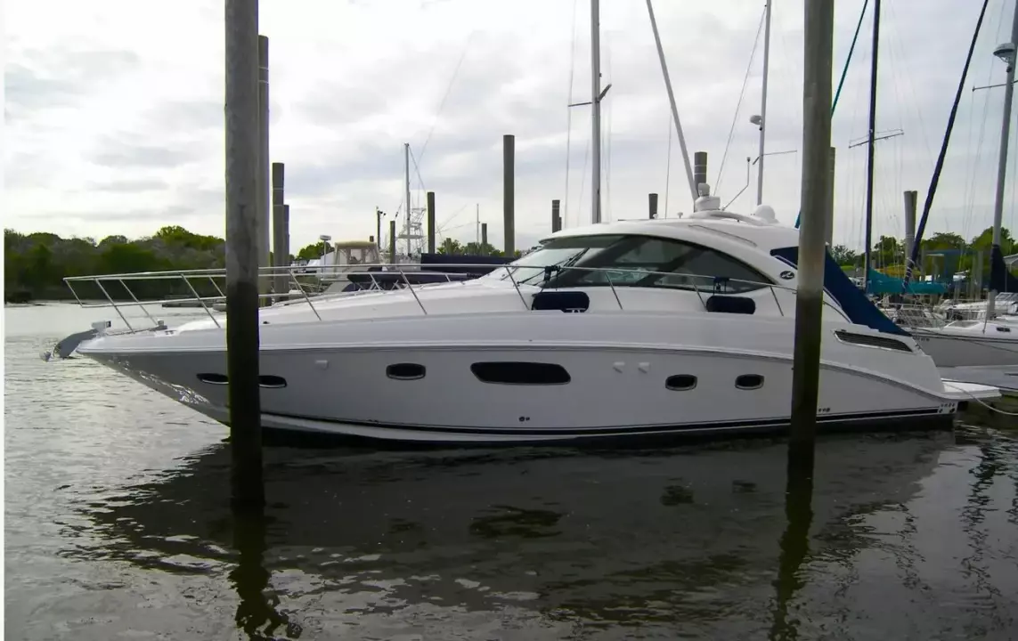 Sea Ray 47