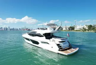 Thumbnail von Sunseeker 75 Sport Yacht