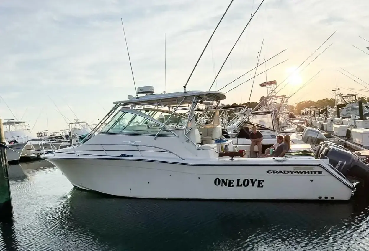 Grady White Express 360