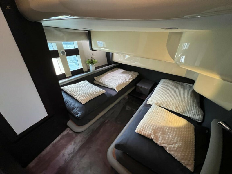 Thumbnail von AZIMUT 43 S