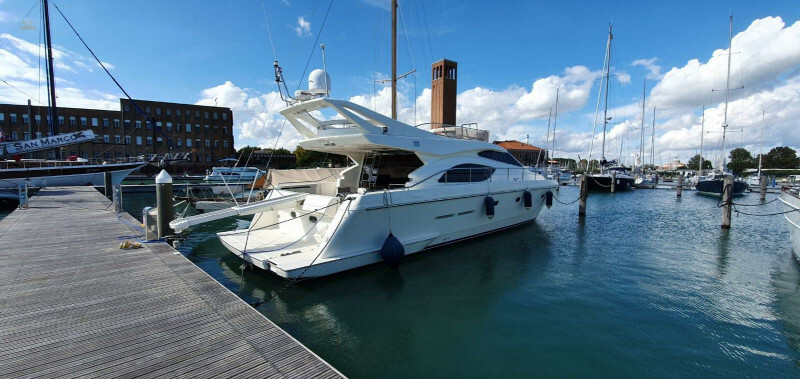 Thumbnail von FERRETTI 530 FLY