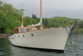 Thumbnail von Fred Parker 42' Motor Yacht FORTUNA II