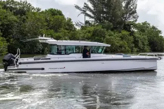 Thumbnail von Axopar 37 XC Cross Cabin