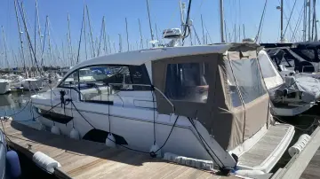 Thumbnail von Sealine C330 Fully Serviced March 26