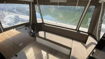 Thumbnail von Sealine C330 Fully Serviced March 26