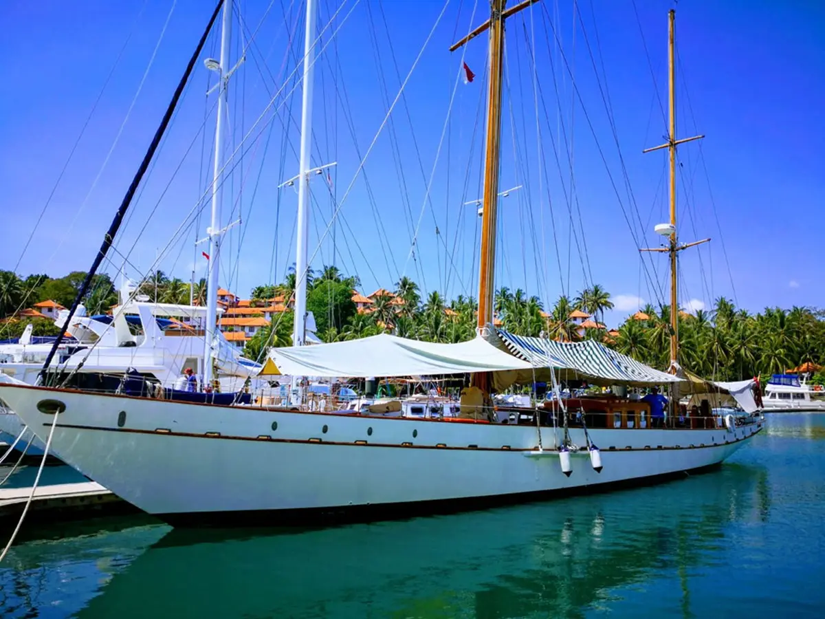 STOW & SONS 78' Custom Classic Ketch RONA