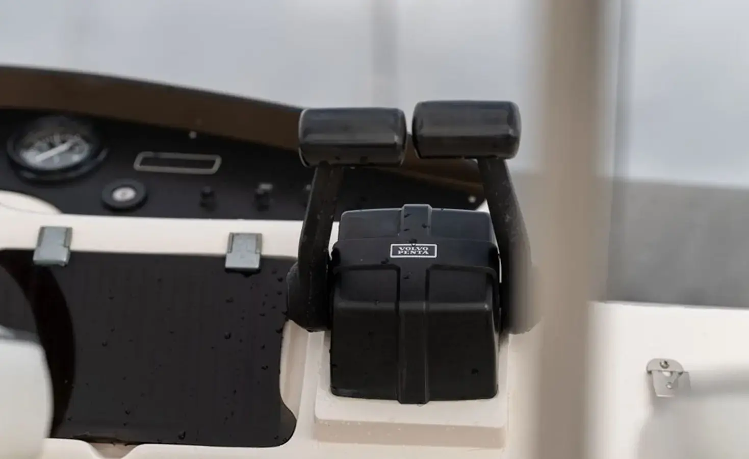 Thumbnail von Astondoa 39 NAUTI III