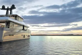 Thumbnail von OCEA FRANCE 124 DARNET 38 M MODERN EXPLORER