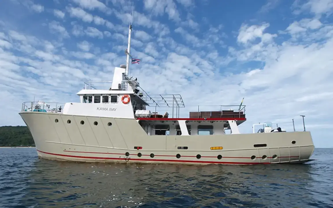 RICHARD LOWESTOFT 86 KAMA BAY