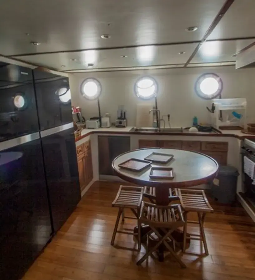 Thumbnail von RICHARD LOWESTOFT 86 KAMA BAY