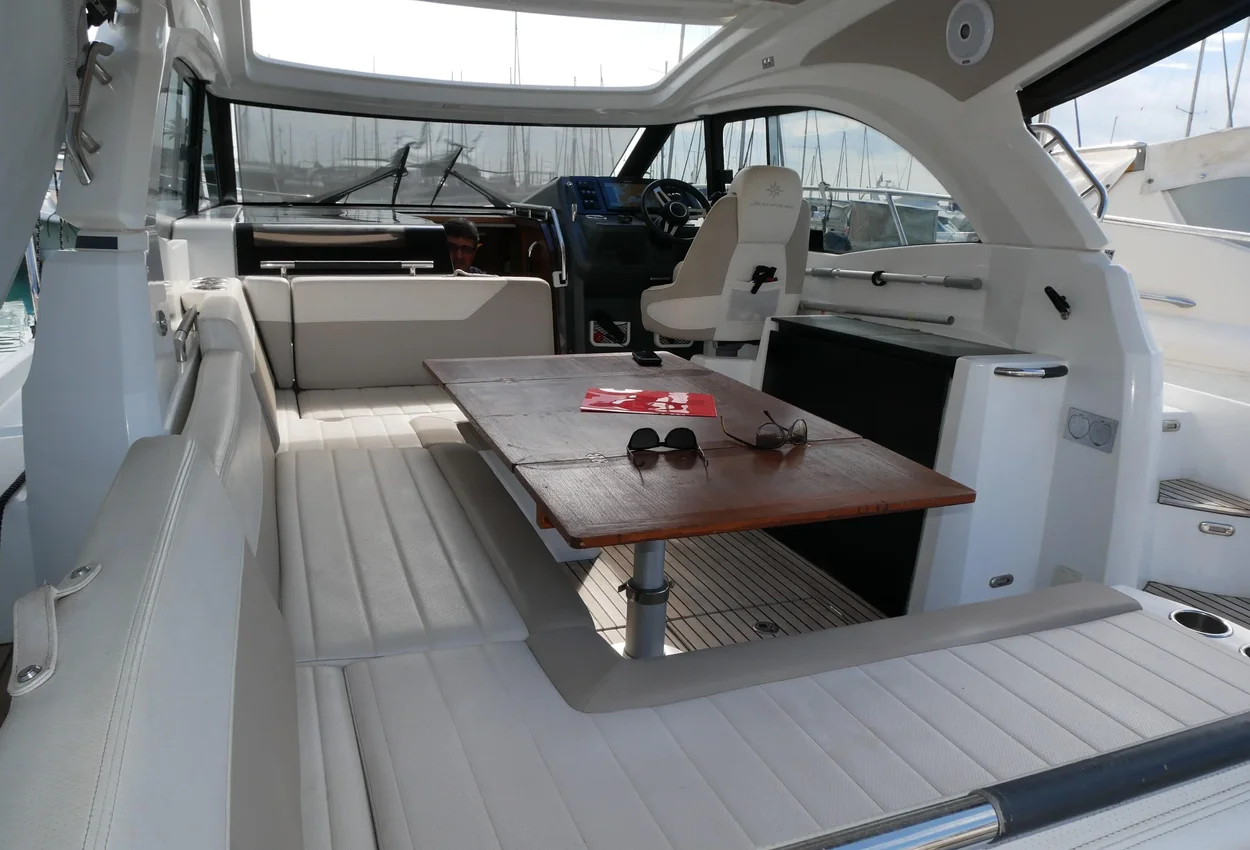 Thumbnail von Jeanneau Leader 33