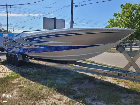 Cigarette 35 Cafe Racer