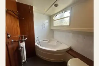 Thumbnail von Delta Luxe Motor' TRADITIONAL CHARM AND HOME LUXURIES