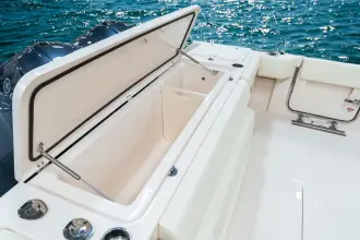 Thumbnail von Grady White Express 370