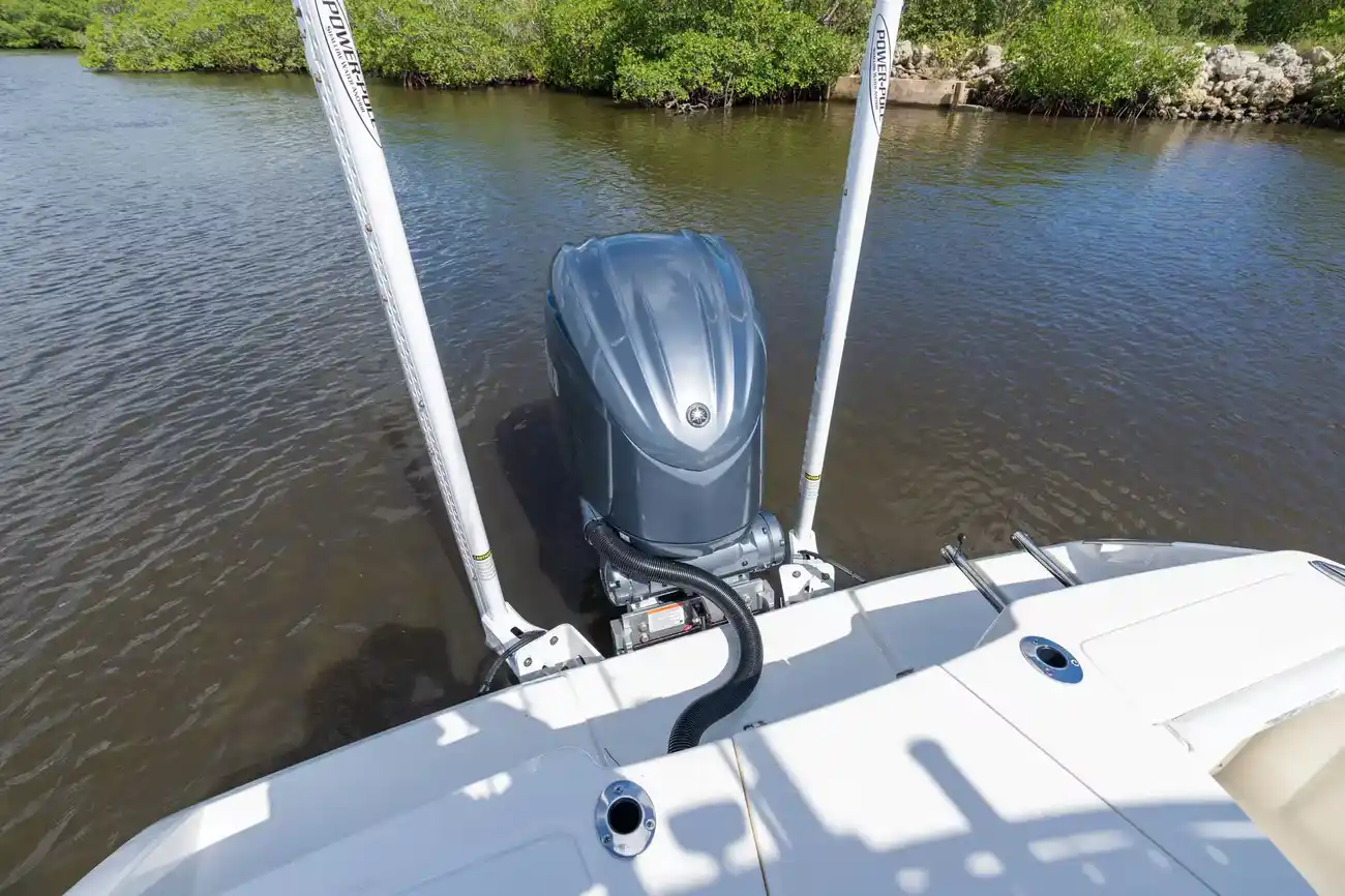 Thumbnail von Pathfinder 2400 Open