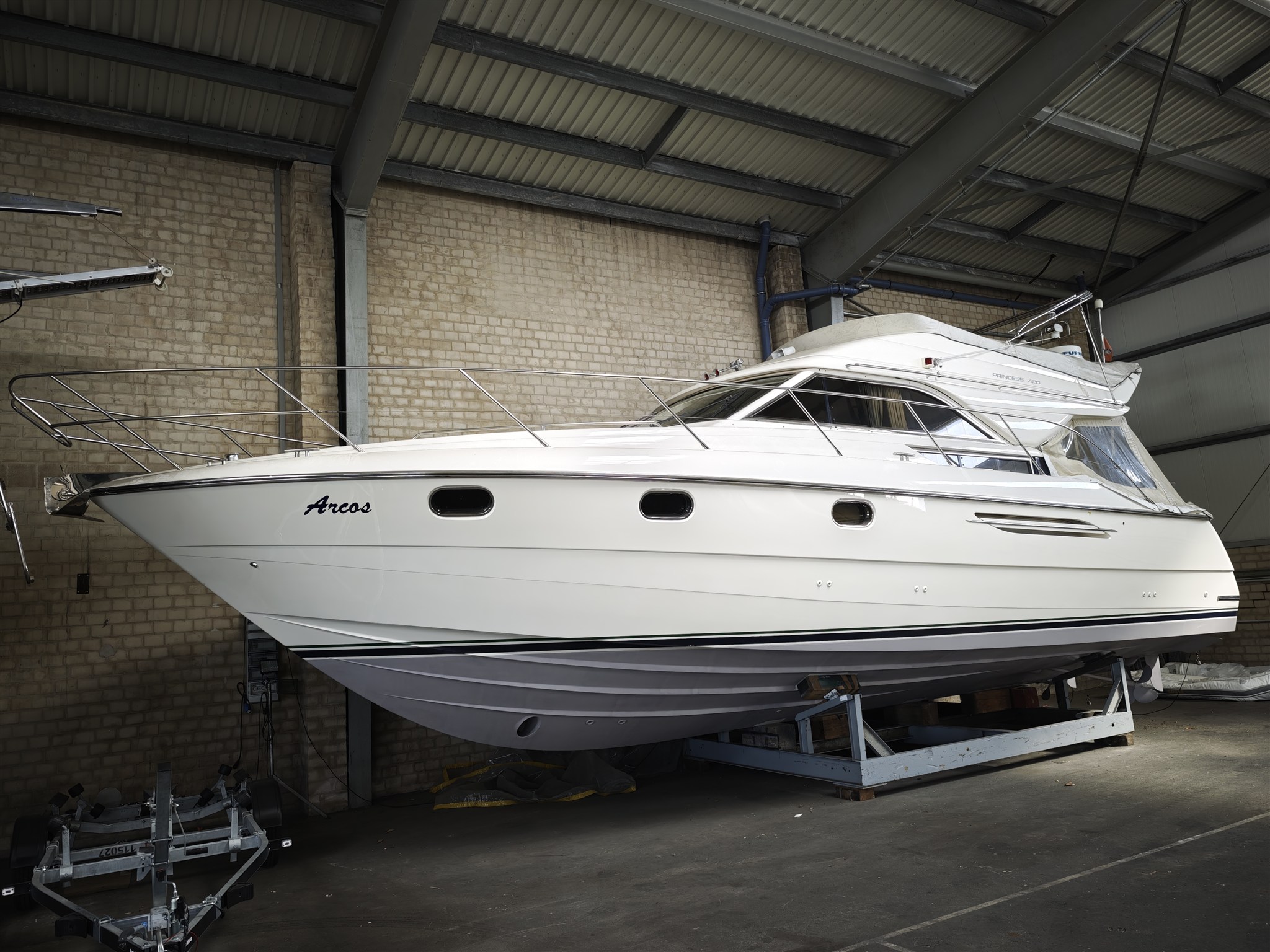 Princess Yachts Princess 420 Fly