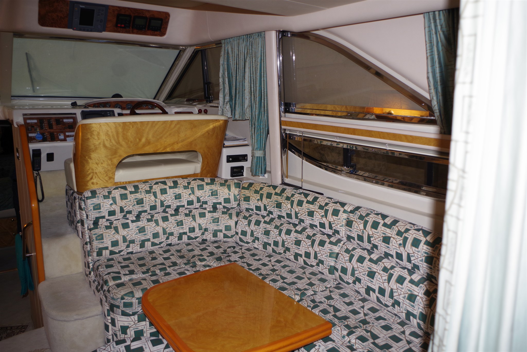 Thumbnail von Princess Yachts Princess 420 Fly