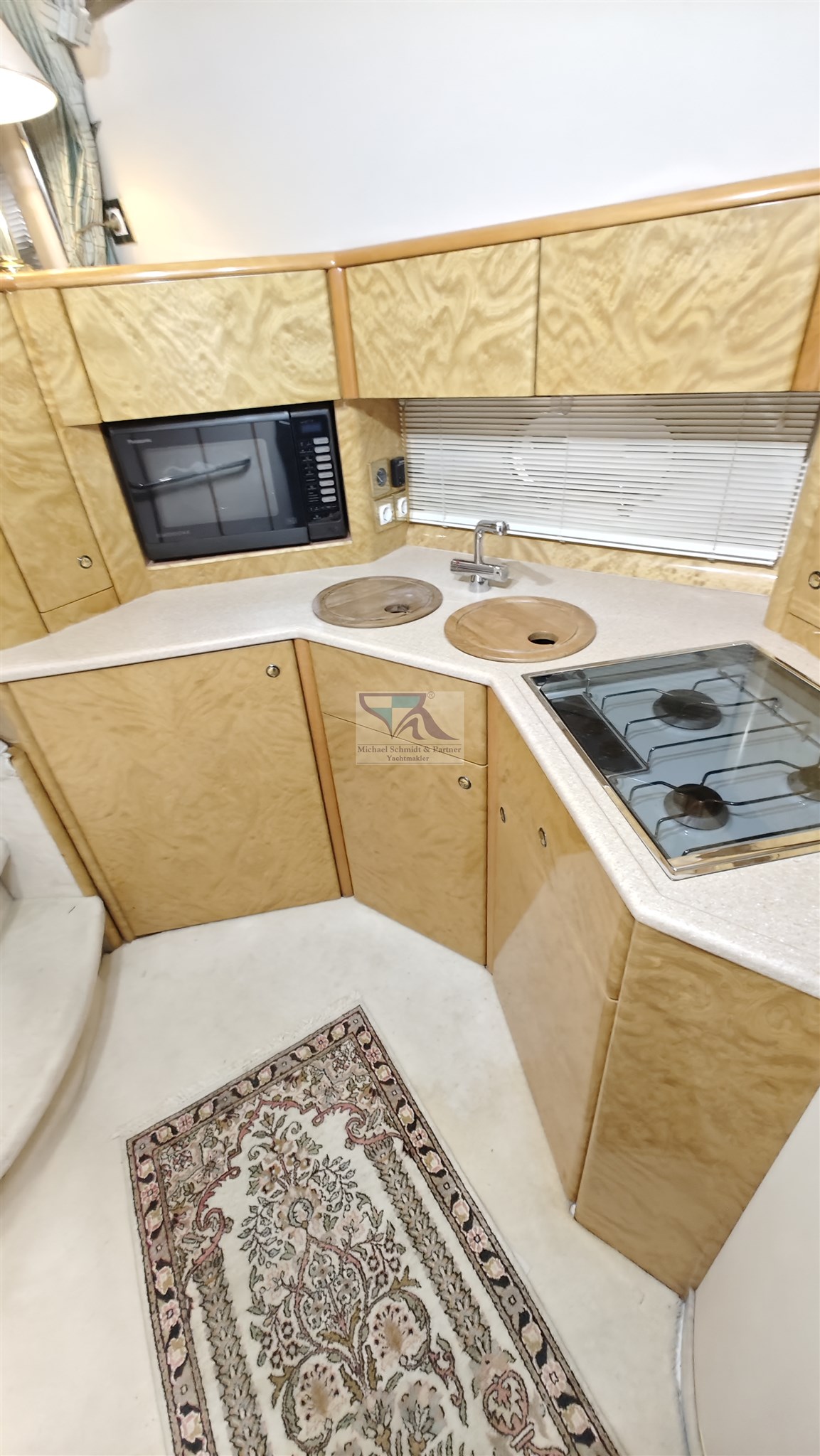 Thumbnail von Princess Yachts Princess 420 Fly