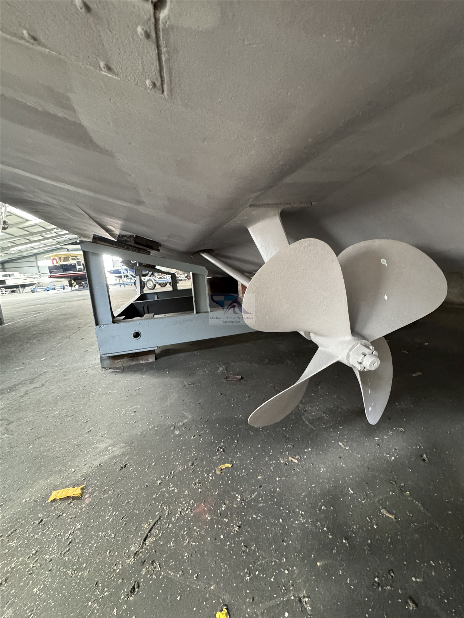 Thumbnail von Princess Yachts Princess 420 Fly