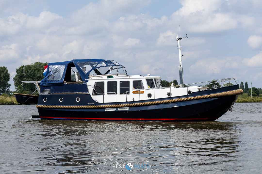 Linssen Classic Sturdy 400 AC Twin Amadeus