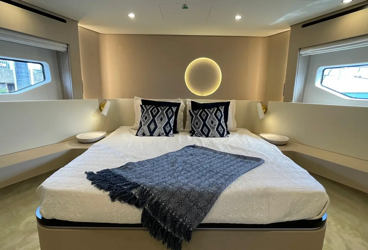 Thumbnail von Azimut 68