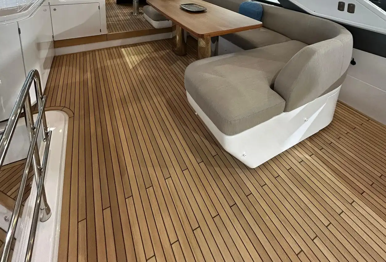 Thumbnail von Azimut 68