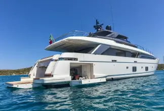 Thumbnail von Sanlorenzo SL120 BLUE ANGEL