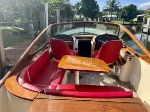 Thumbnail von Hinckley Talaria 29 R LE TI