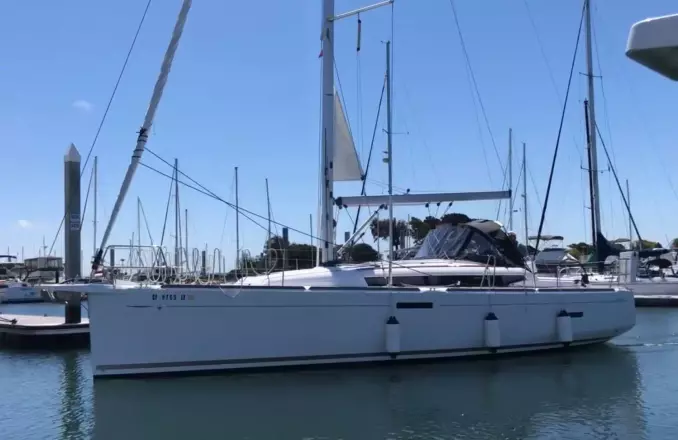 Jeanneau Sun Odyssey 389 Deep Blue