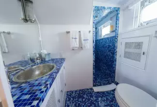 Thumbnail von Trumpy 	Fantail Houseboat BERNADETTE