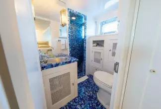 Thumbnail von Trumpy 	Fantail Houseboat BERNADETTE