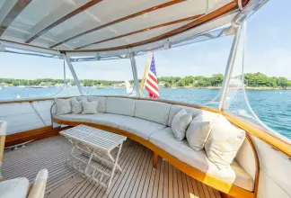 Thumbnail von Trumpy 	Fantail Houseboat BERNADETTE