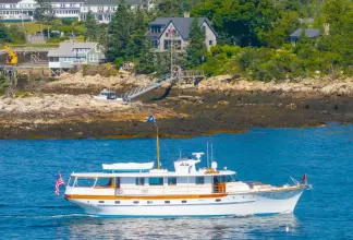 Thumbnail von Trumpy 	Fantail Houseboat BERNADETTE