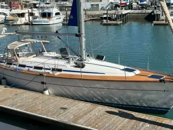 Bavaria 42