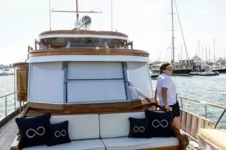 Thumbnail von Trumpy Raised Pilot House  Timeless