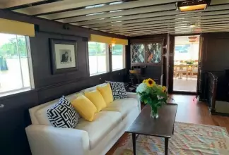 Thumbnail von Trumpy Raised Pilot House  Timeless