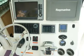 Thumbnail von Boston Whaler 370 Outrage EXPLORER II