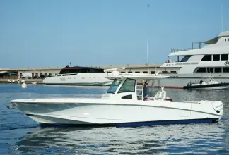 Thumbnail von Boston Whaler 370 Outrage EXPLORER II