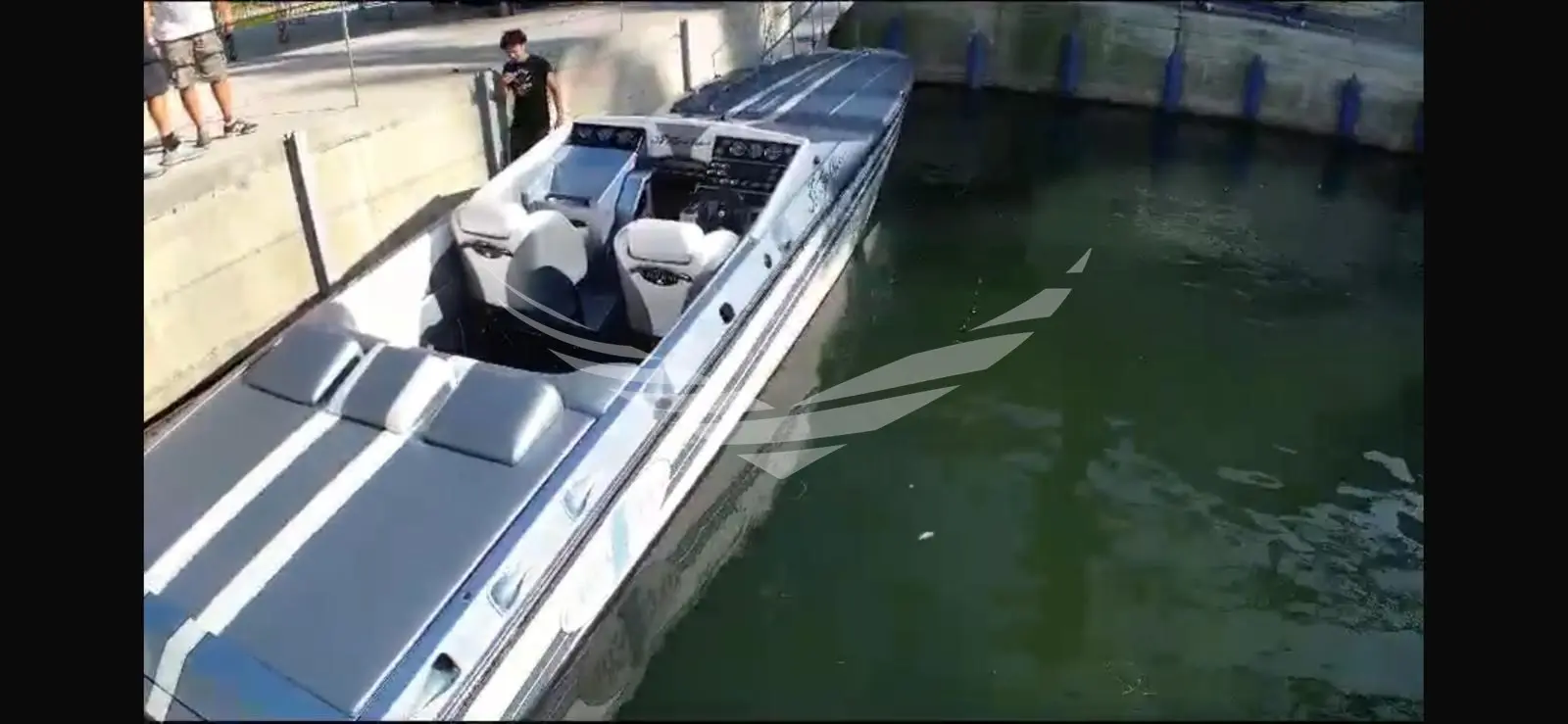 Thumbnail von Cigarette 38 Top Gun