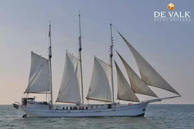 Passenger Vessel Minerva