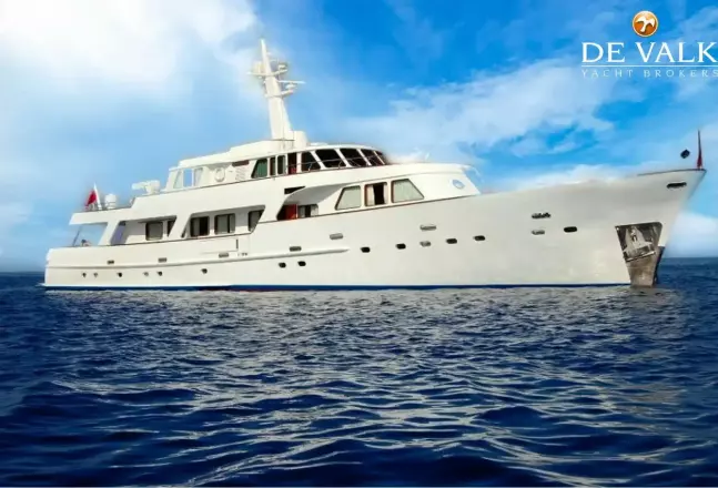 Hall Russell and Co Navetta