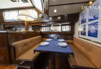 Thumbnail von Laurent Giles 16,45