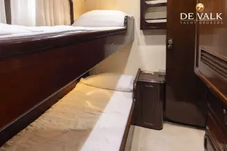 Thumbnail von Laurent Giles 16,45